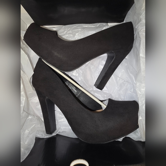 torrid Shoes - Torrid Black Faux Suede Platform Tapered Pump Heels Extra Wide Width Size 9WW